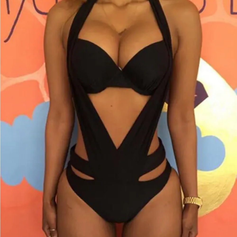 One piece bathing suit